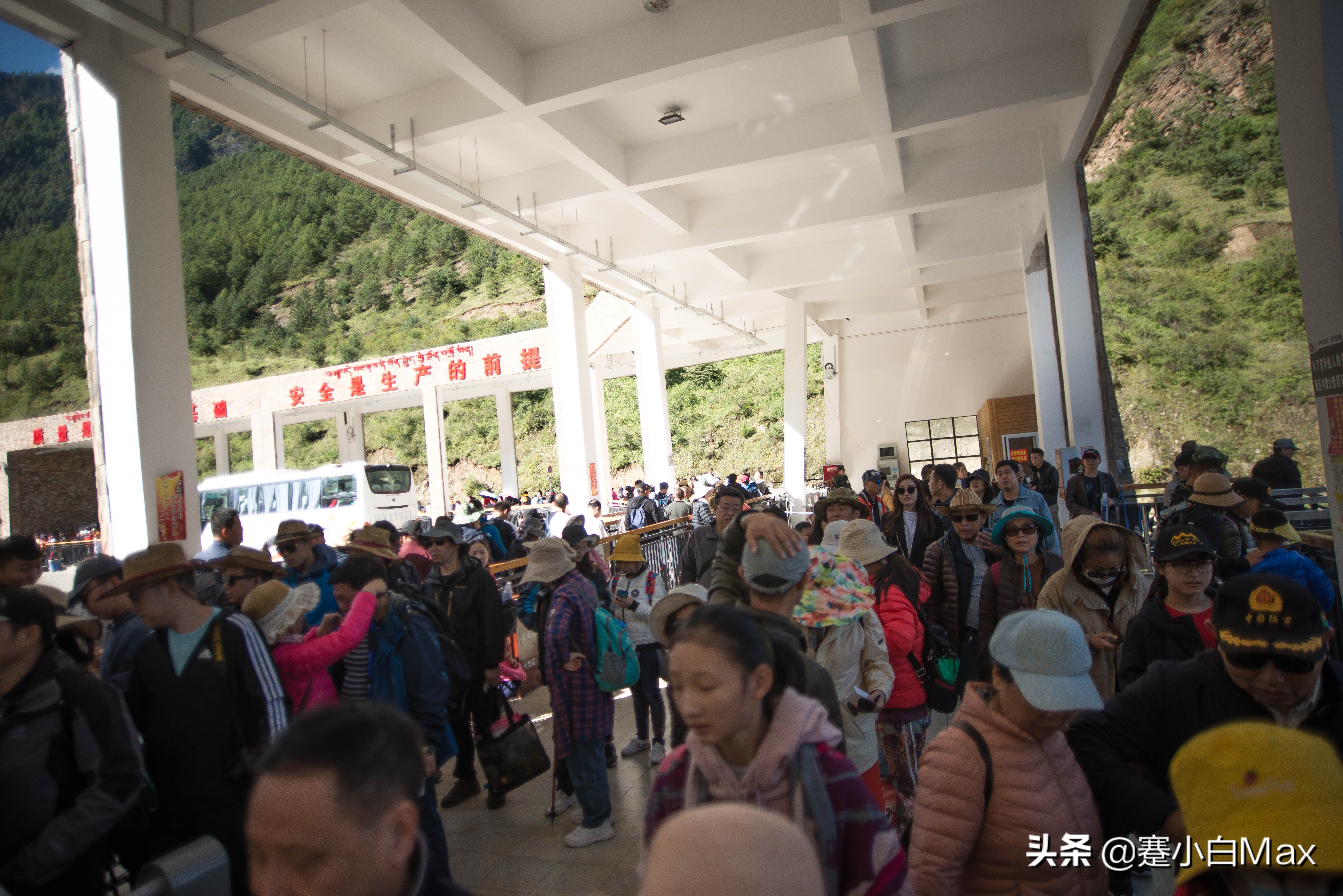 深圳去稻城亚丁自驾游攻略,九寨沟稻城亚丁自驾游攻略