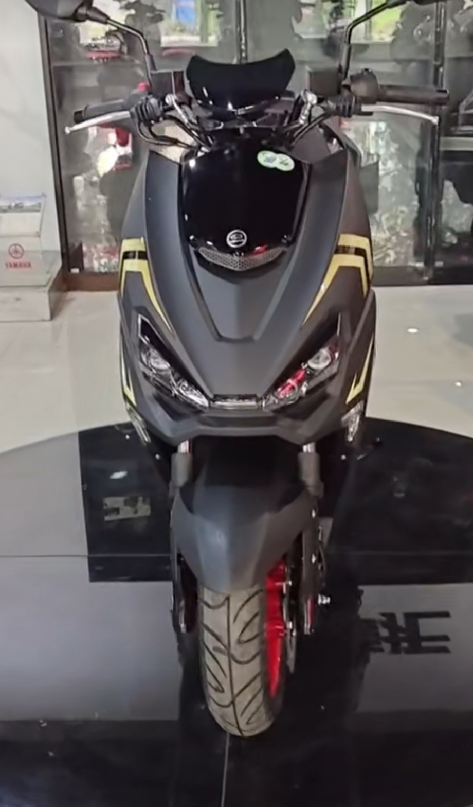 林海150踏板和钱江对比,林海雄鹿buck