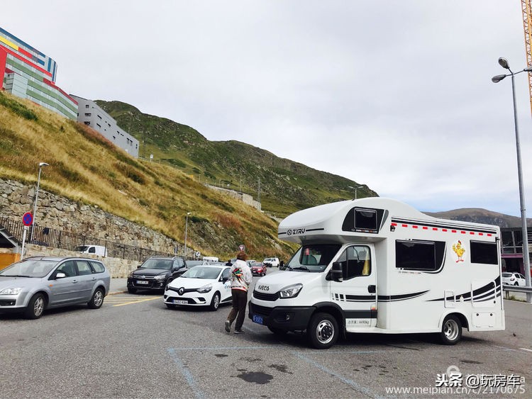 2018退休夫妇的房车亚欧之旅,古稀之年夫妇游英国