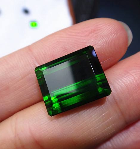 碧玺戒指和珠子区别,网上的碧玺戒指为什么很便宜