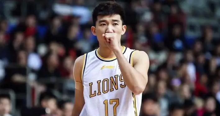 广厦三少可打包转让！3亿价格都不算高，土豪球队得核心可夺冠