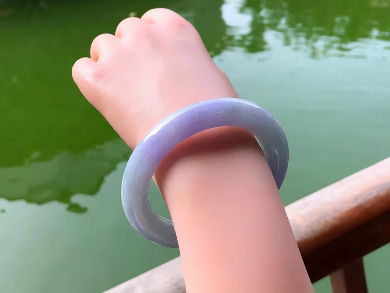 十万左右冰种翡翠手镯图片,十万翡翠手镯