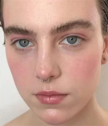 腮红扫这几个地方，男生都会忍不住心动，恋爱斩男力和你真的很配