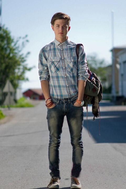 男士穿着衬衫也能显出好身材,男士七分袖格子衬衫2022新款