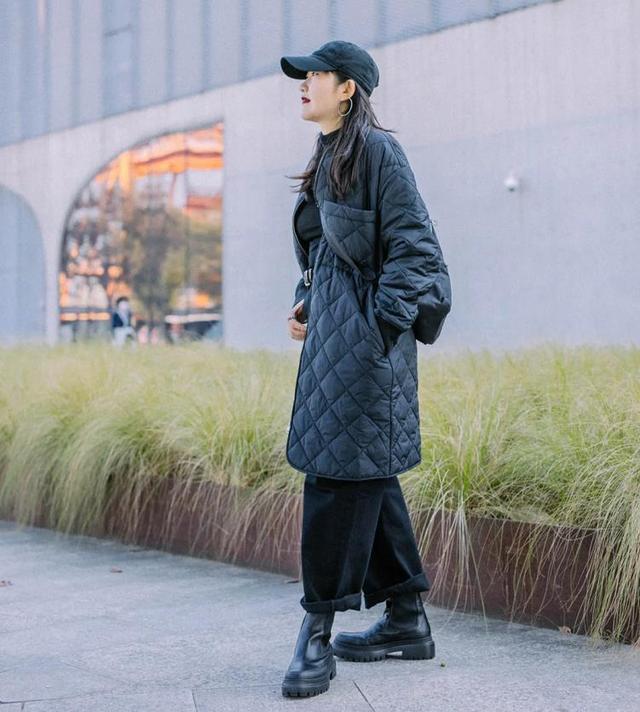 今年最火的绗缝棉服,今年流行棉服穿搭