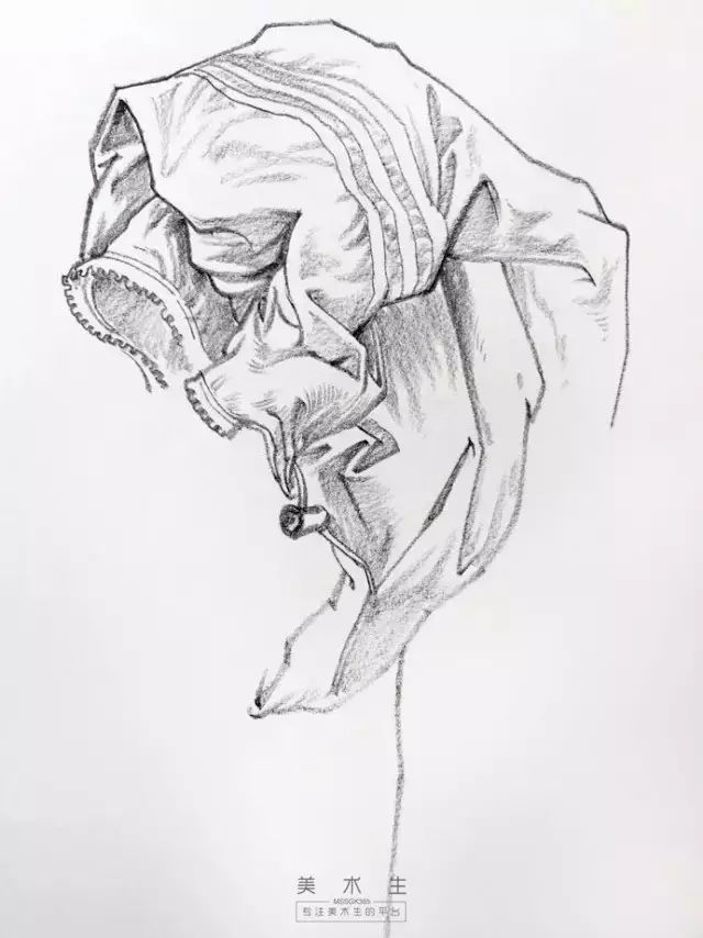 大块衣褶画法,衣褶不好看