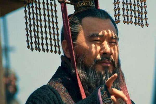 我眼中的曹操300字,我眼中的曹操作文