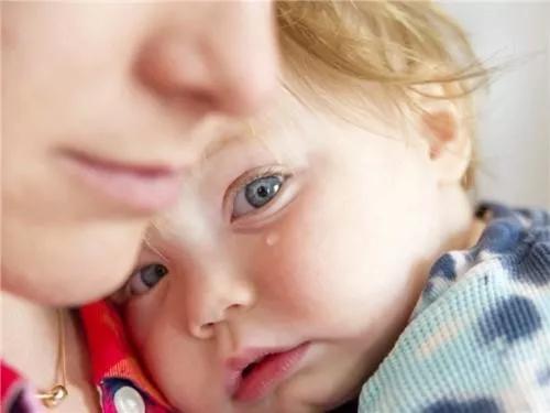 戒不掉奶瓶奶嘴怎么办,怎样戒奶瓶和吸管杯