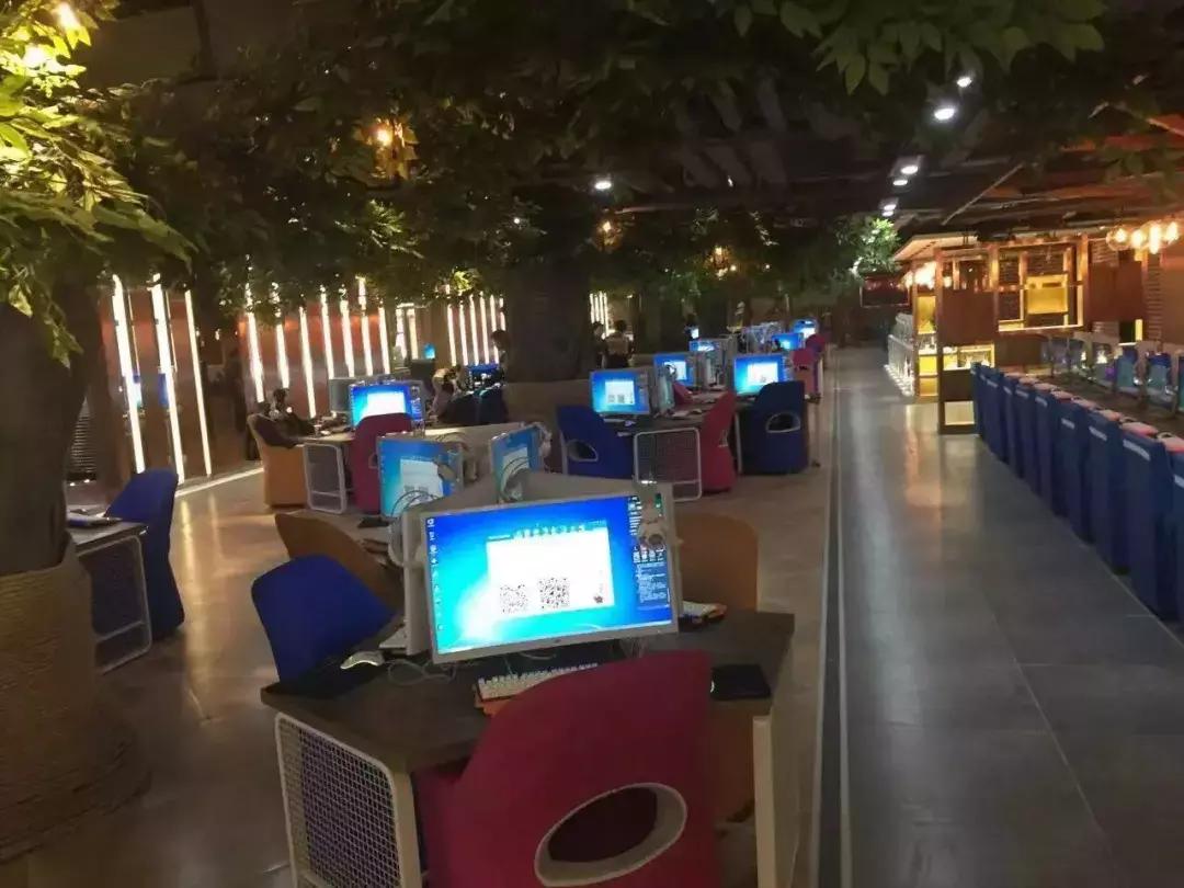 「今日网咖」话题:诚心招聘、良心卖店、良才求职!