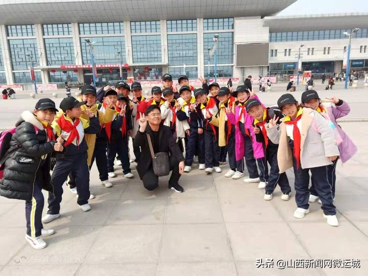 今日西关学子赴京展风采昔日临猗知青车站献爱心