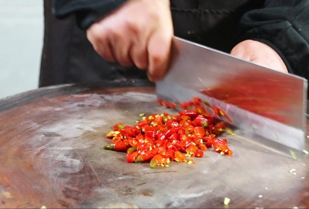 怎样腌制牛肉炒出来香嫩可口,牛肉怎样做才能软烂香嫩