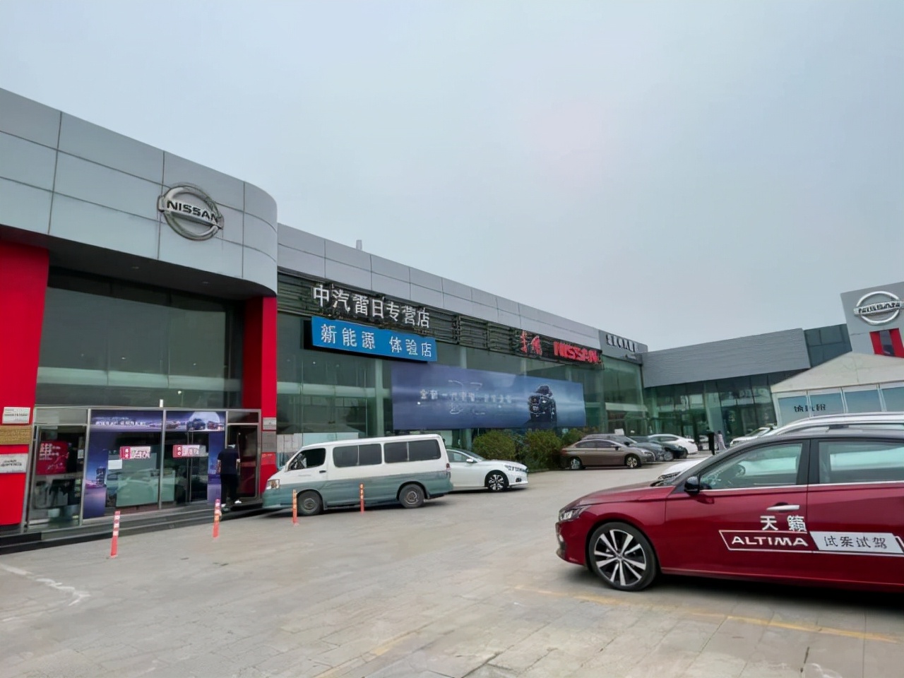 探访4s店底价,北京4s店4万提车