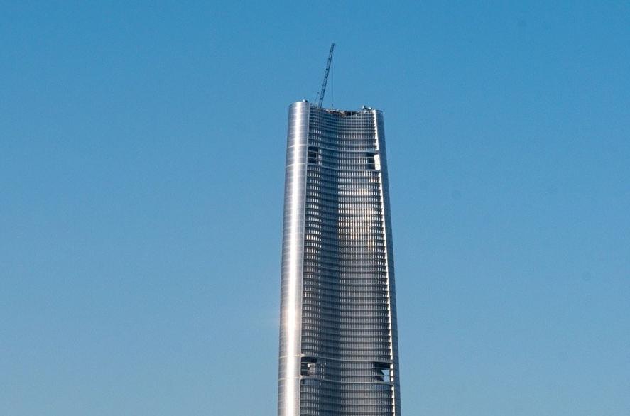 武汉绿地中心停机坪世界第二高,武汉绿地中心大厦是中国第一高吗