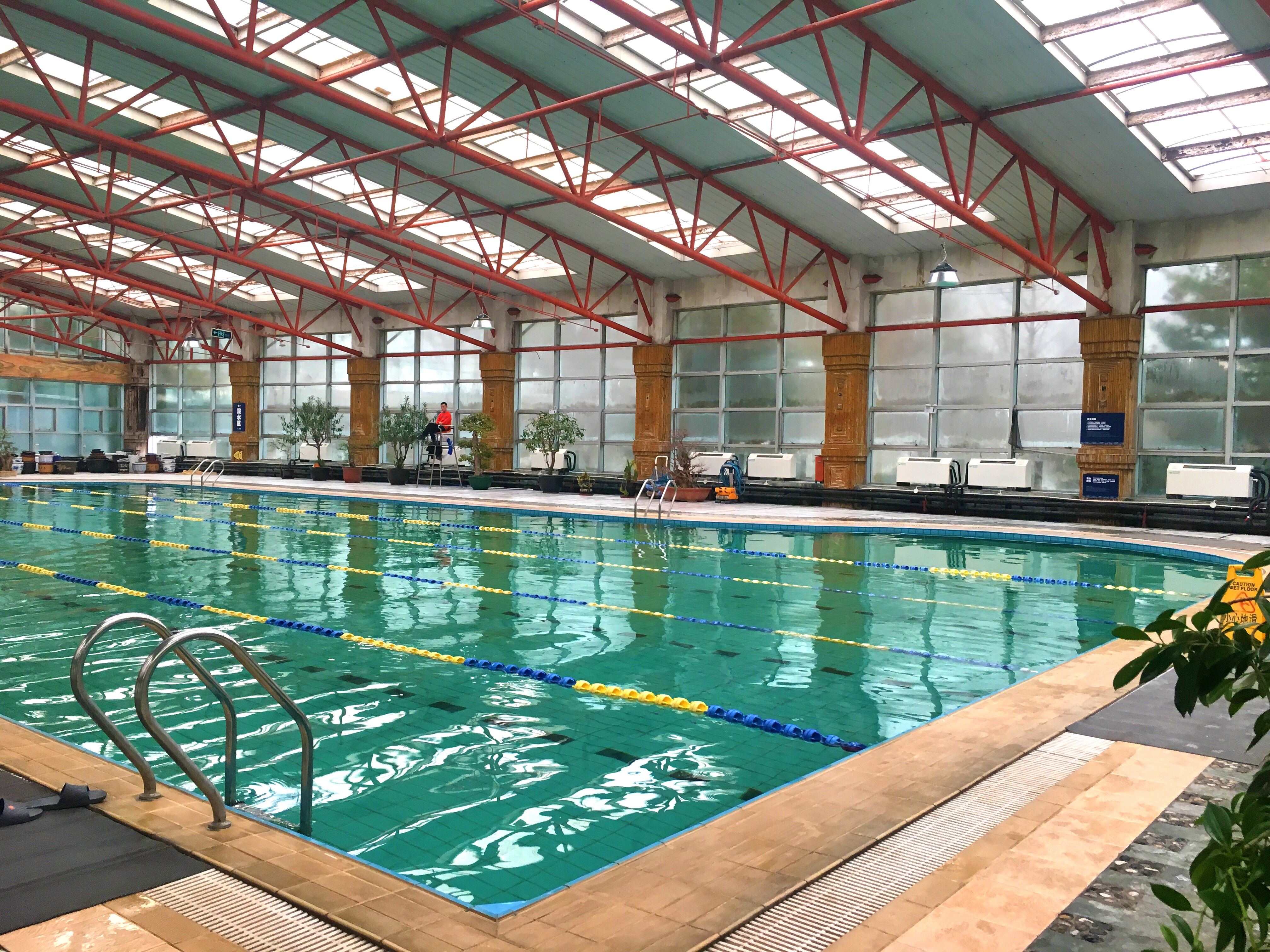 红栌山庄温泉在北京什么地方,北京红栌温泉山庄图片