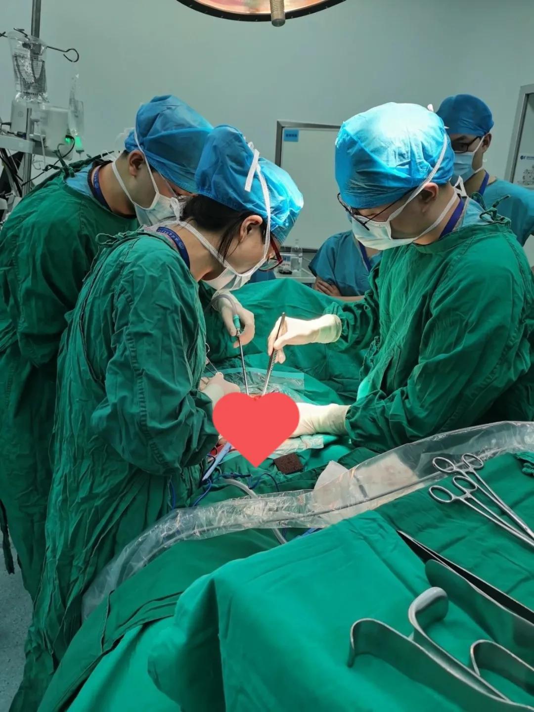 腰背部疼痛与肠肿瘤有关吗,腰腹部不适