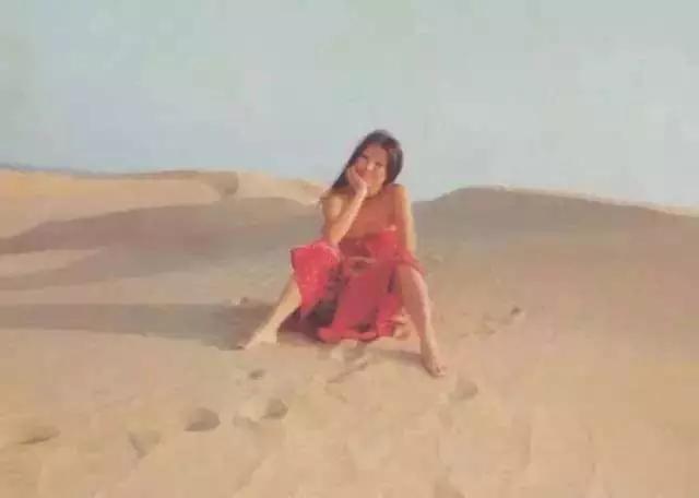 三毛自杀经历,三毛自杀之谜