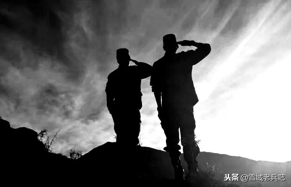 最后一个军礼原唱,最后一个军礼歌曲