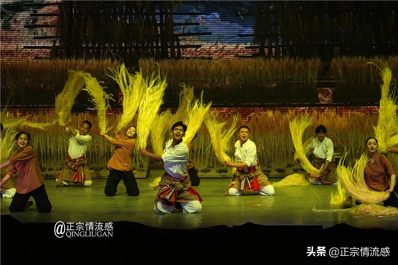 夜色成都串串爽，魅力小金苹果香#国庆中秋趣哪玩#