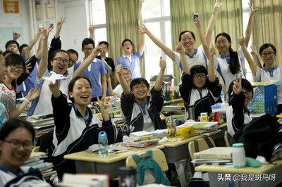 高考状元的励志故事大全简短,高考状元的事迹作文