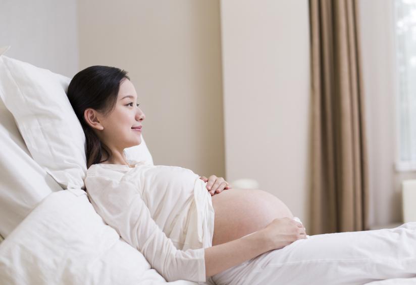 孕妇裤头老是有分泌物,孕妇孕早期内裤出现黄褐色