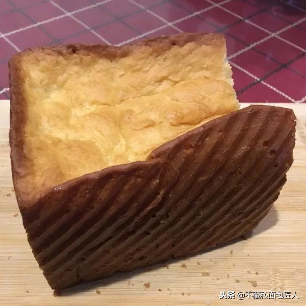 吐司塌陷是什么原因,吐司缩腰塌陷怎么办