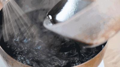 家庭简易版奶茶烧仙草,怎么在家做烧仙草奶茶简单又好喝