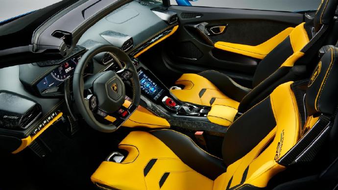 兰博基尼小牛后驱敞篷版,兰博基尼小牛有硬顶敞篷版吗