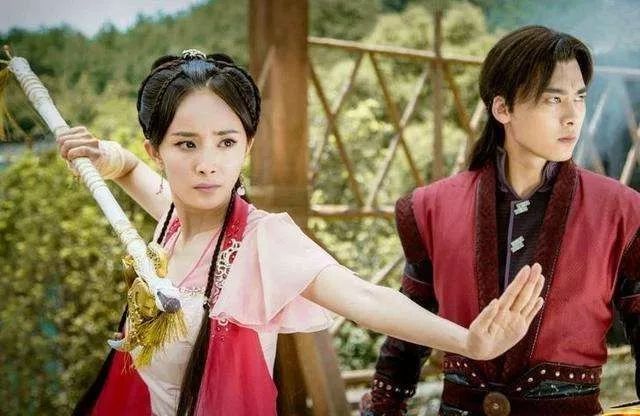 之前的古装剧造型,现在的古装剧演员造型越来越雷了