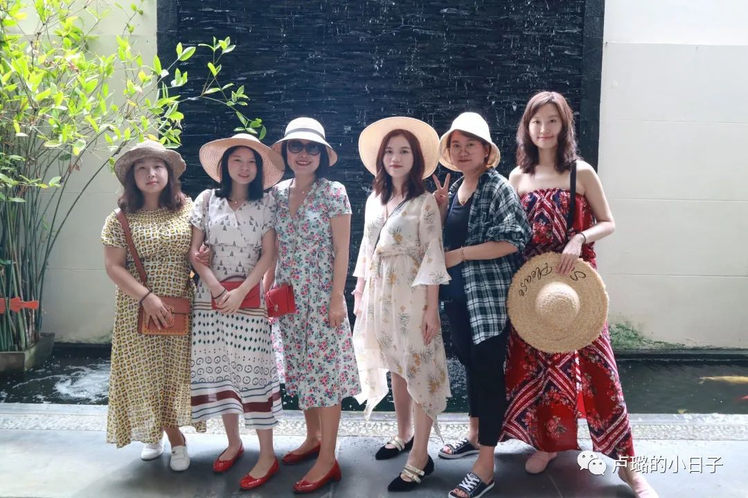 什么款式的防晒帽百搭,防晒帽怎么搭配好看