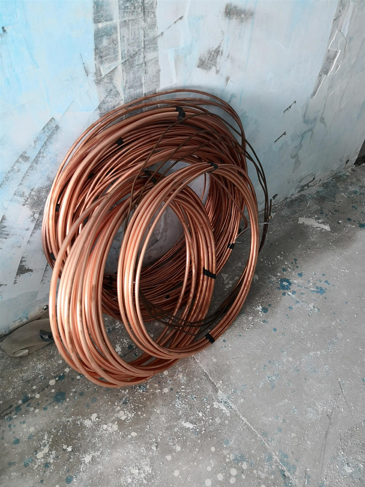 小户型装一拖三中央空调好吗,房子装修怎么选中央空调