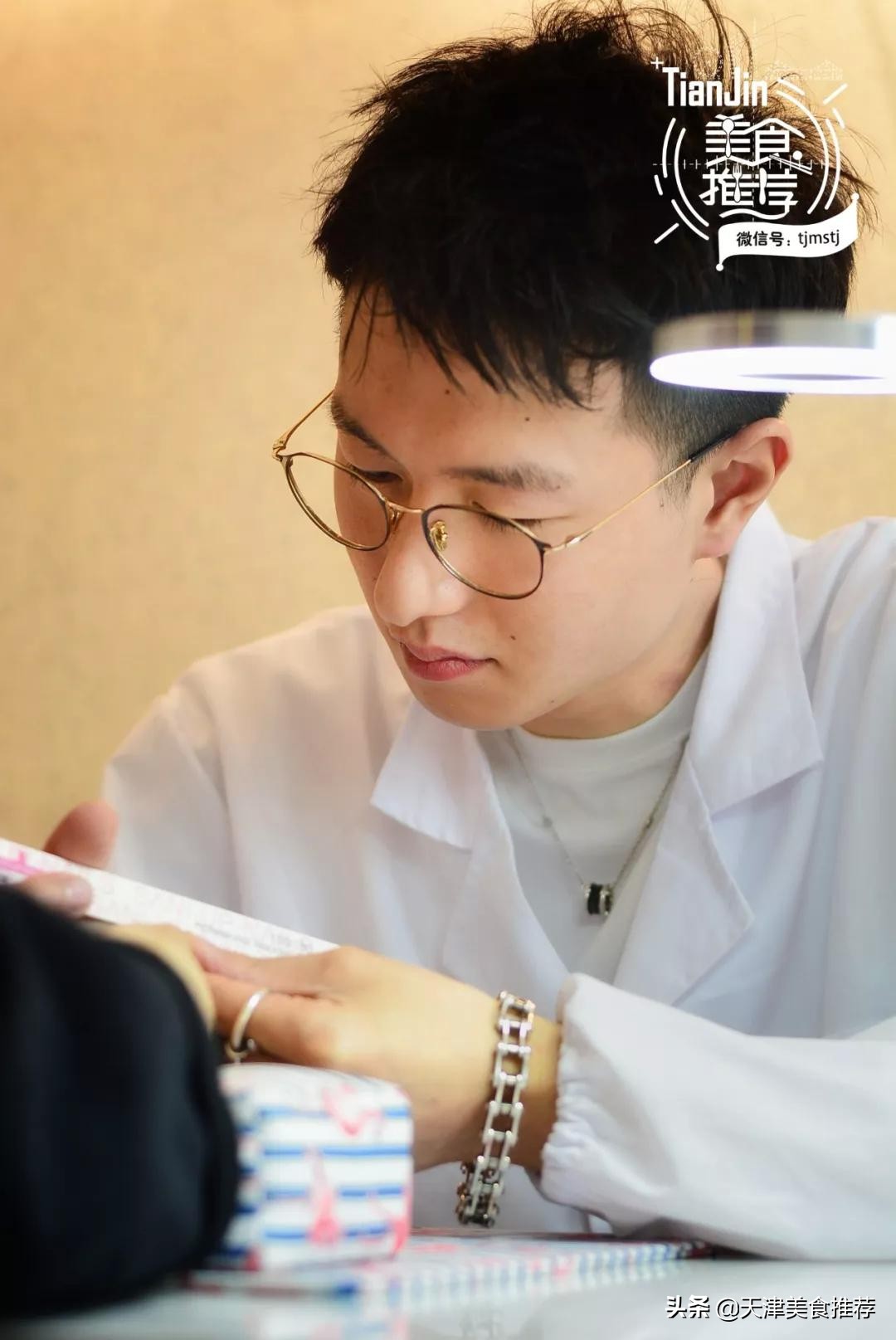 帅气小哥哥美甲,帅气小哥哥美甲店上海