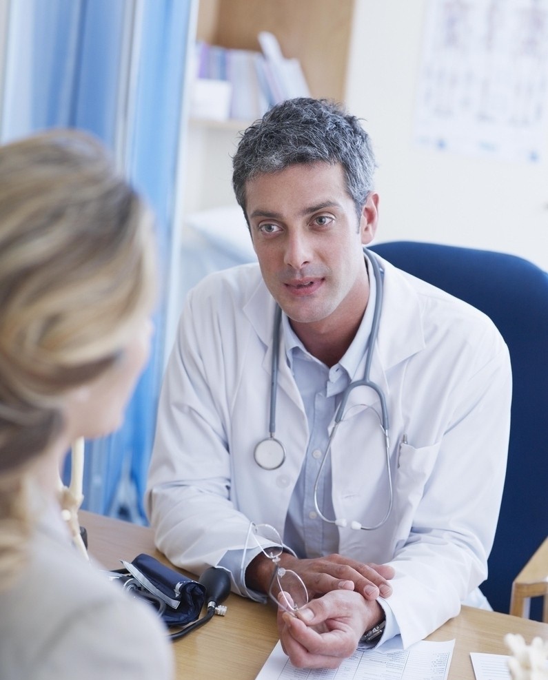 不太说话一说话就紧张这是病吗,老是觉得自己有病引起过度紧张