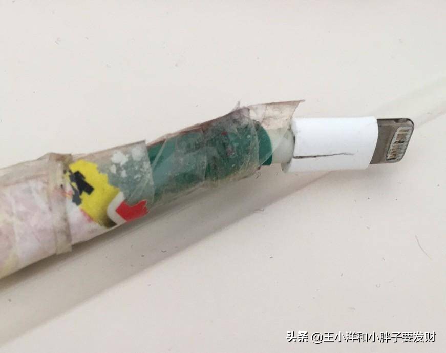 iphone数据线坏了,苹果原装数据线坏了可以免费换吗