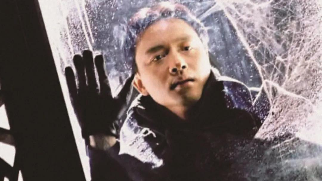 张国荣虚荣感,张国荣性格自信