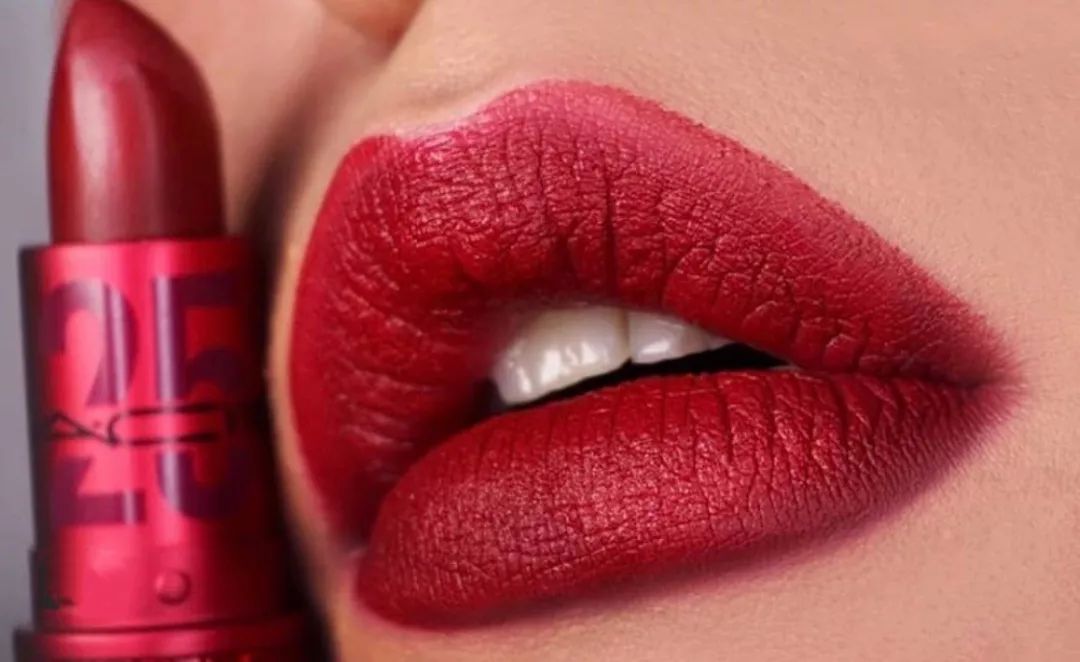 强势吊打405,阿玛尼这支新色你一定要有