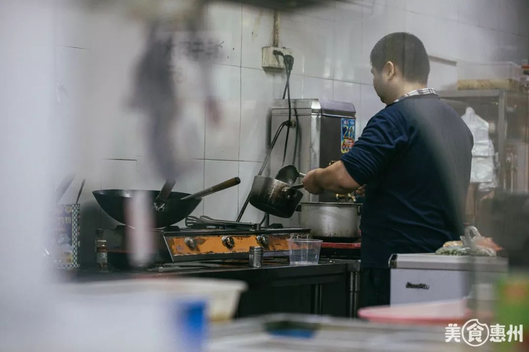 湿炒牛河广东探店,广州湿炒牛河排名第一的店