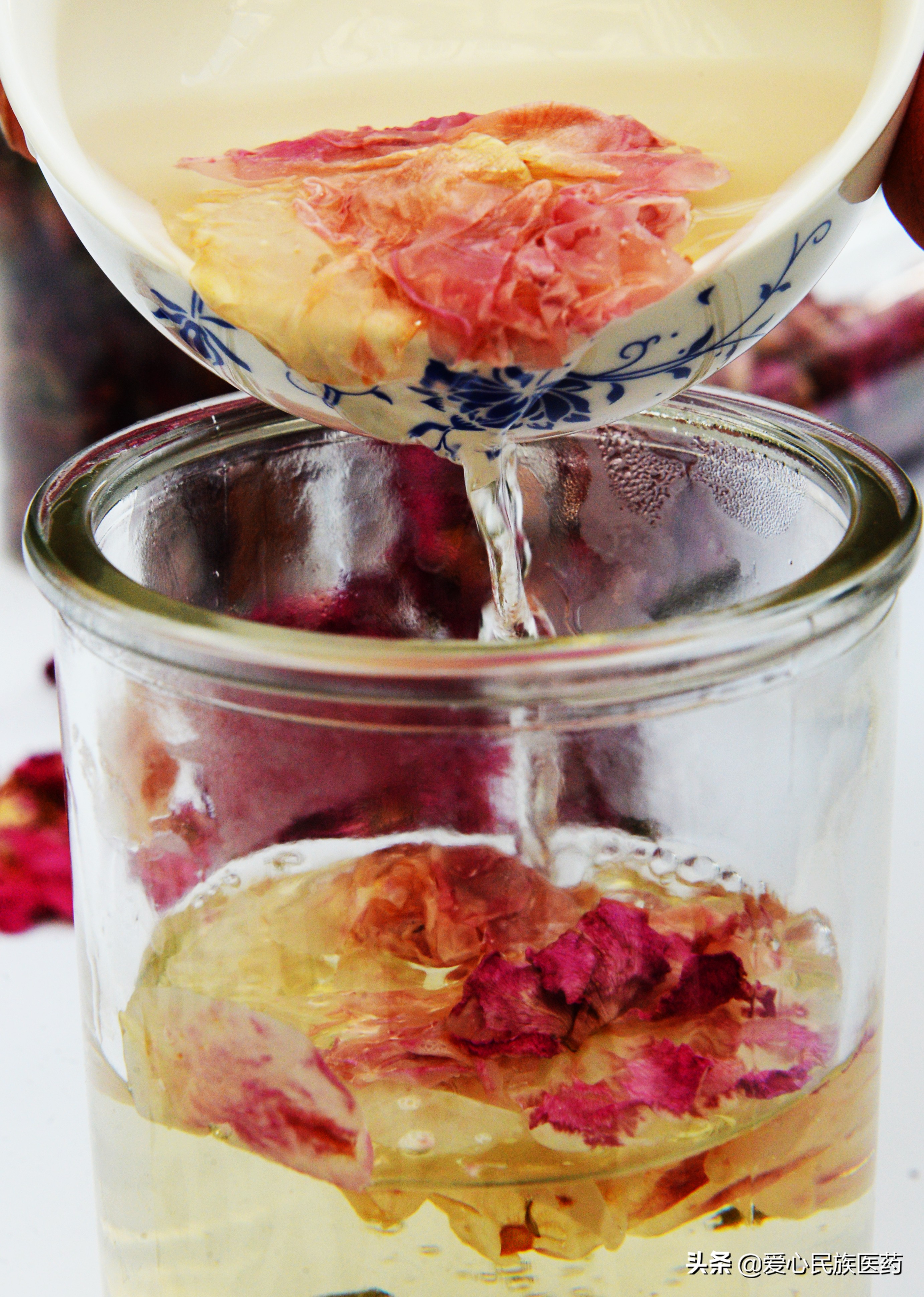 胎菊和金丝皇菊哪个泡水效果好,胎菊和玫瑰花可以一起吗