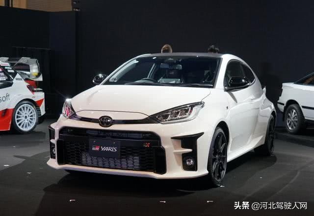 本田思域王露峥嵘丰田YARIS很有型东京改装车展大爆发