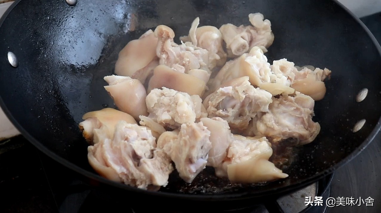 猪蹄这样做不柴不腥,猪蹄这样做软而不烂肥而不腻