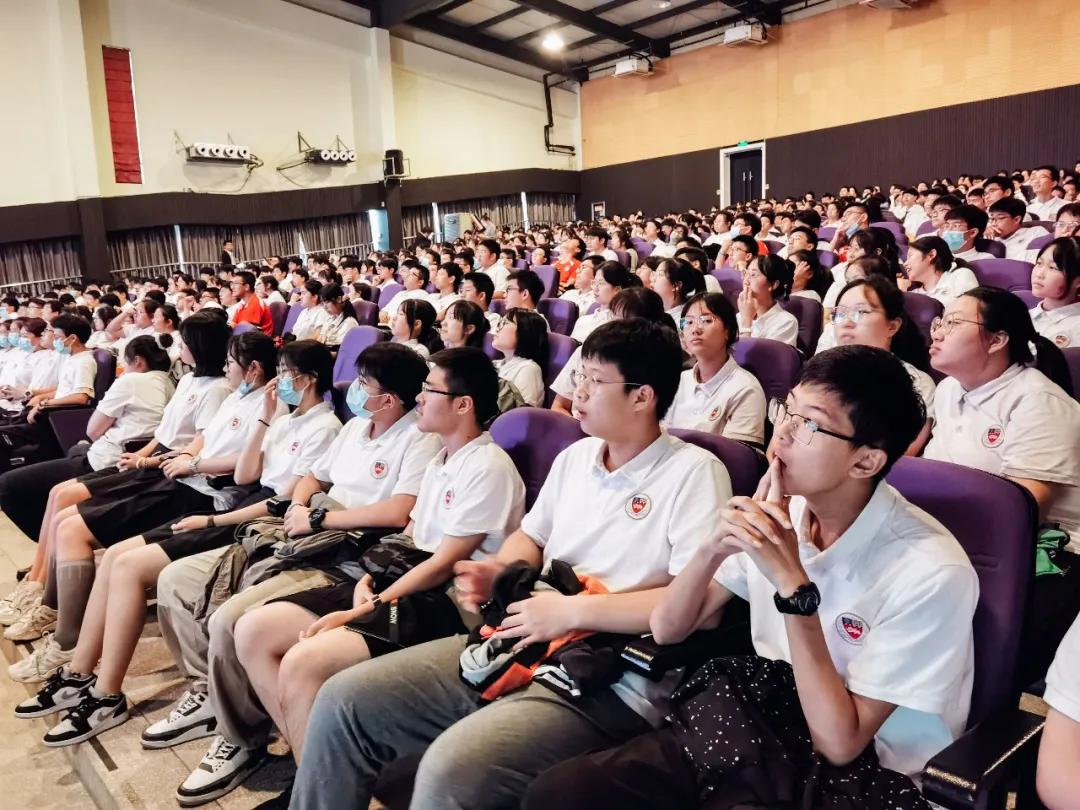 永不能忘记的“国家记忆”——至诚学校爱国主义系列活动