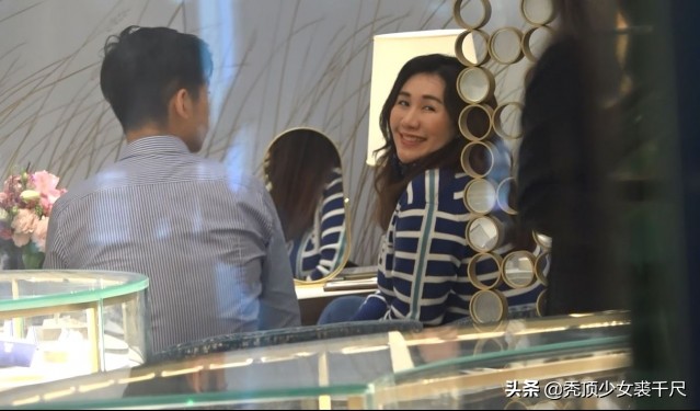 赌王女儿何超盈过大礼超奢侈,赌王四太千金何超盈