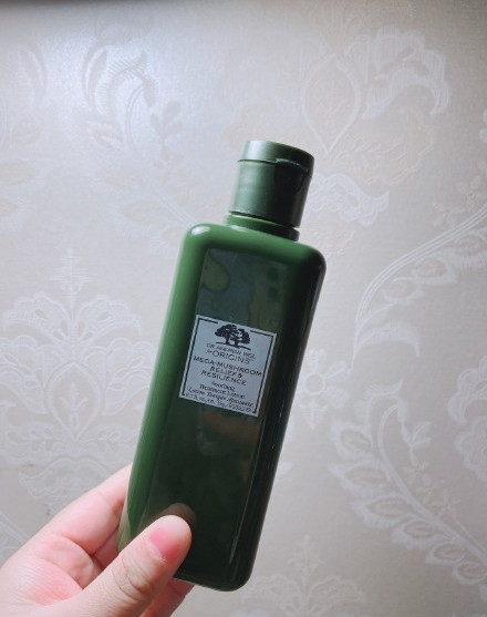 秋冬痘肌要用什么水乳,油痘肌用什么水乳改善痘痘