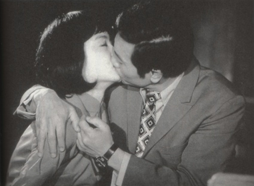 灏忕櫧鑿滃啲鐡滆タ绾㈡熆,灏忕櫧鑿滆タ绾㈡熆榛勭摐