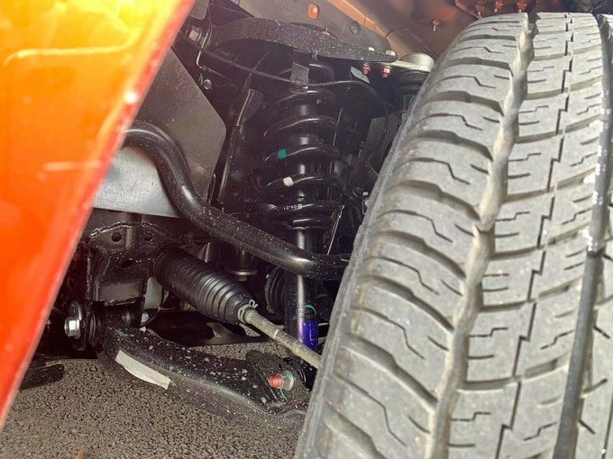 五十铃dmax是进口发动机吗,五十铃d-max对比大通皮卡