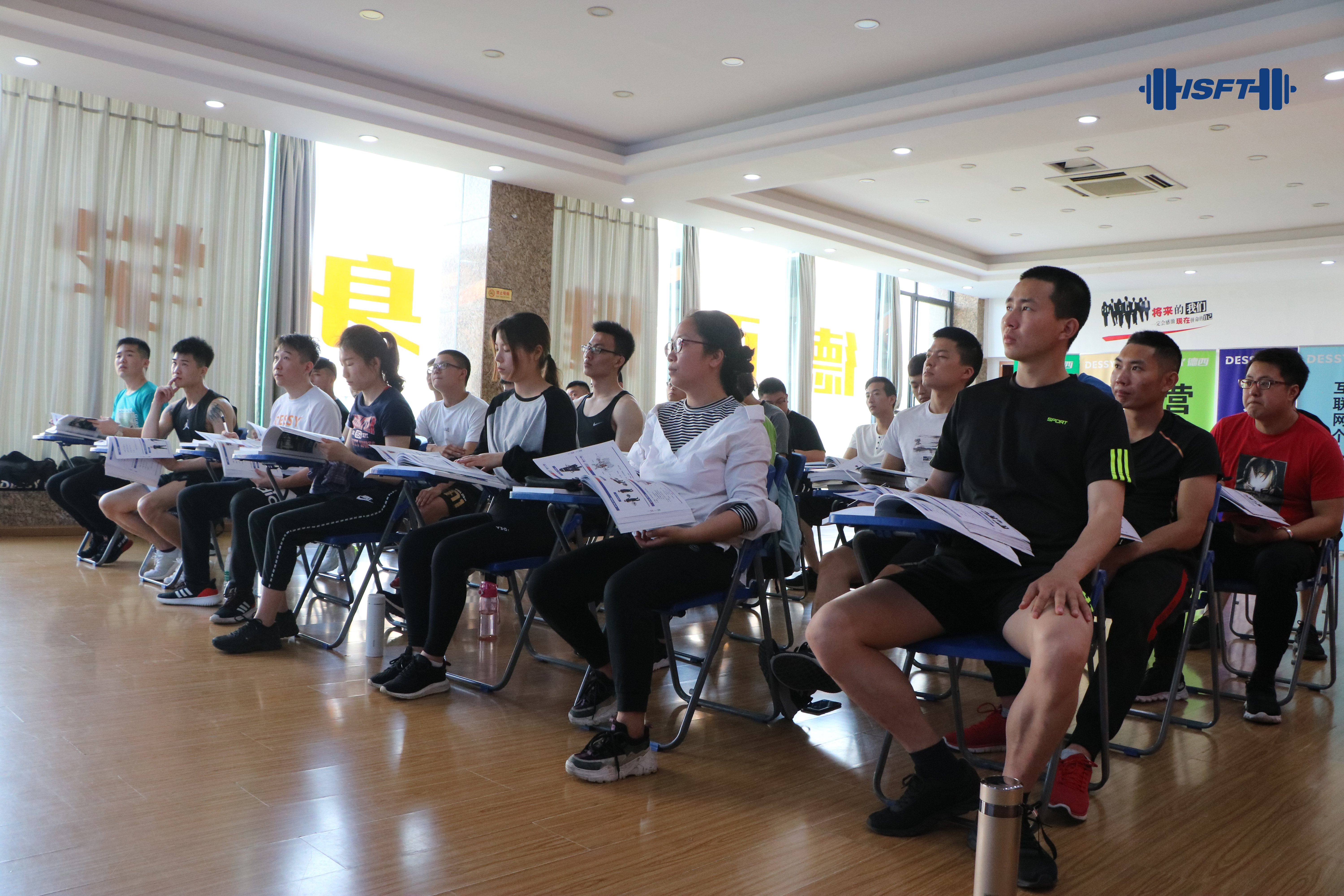 三分钟带你了解人民币,三分钟带你了解fttr