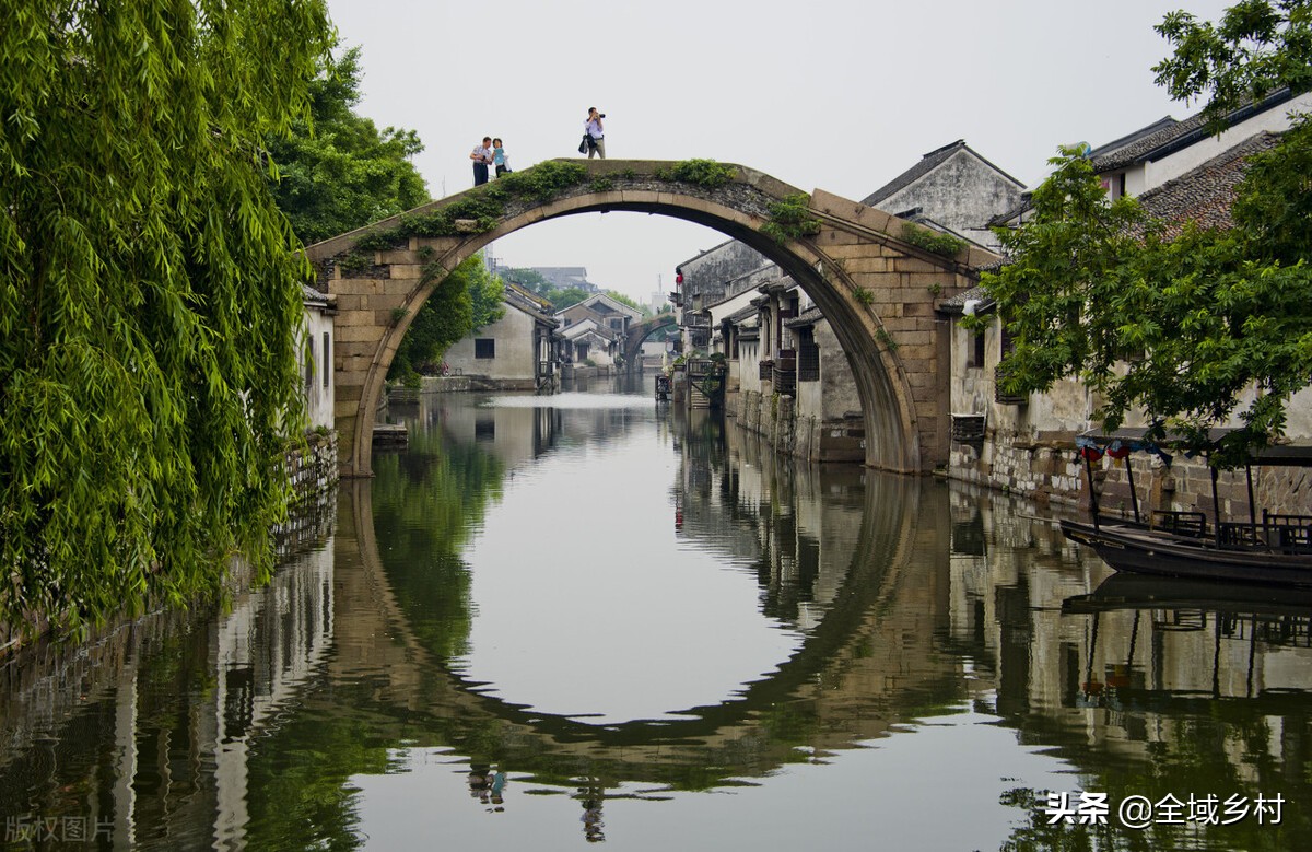 完整的江南六大古镇之一西塘,江南六大古镇之一乌镇江南水乡