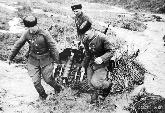 斯大林格勒会战苏军防御战法,斯大林格勒保卫战骑兵