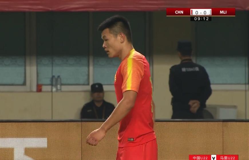 U22男足热身:全场狂攻显露“狰狞”,3:0胜马里因对手实力太弱?