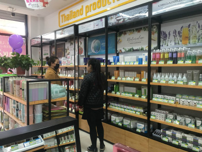 小资化妆品加盟店怎么加盟,北海小资生活化妆品加盟店