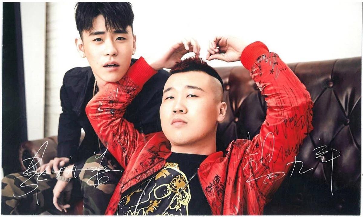 张云雷原来的发型,张云雷换了发型才火的